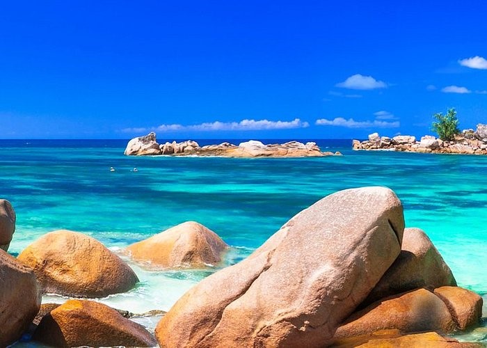 Seychelles – One of the most beautiful natural scenes in the world